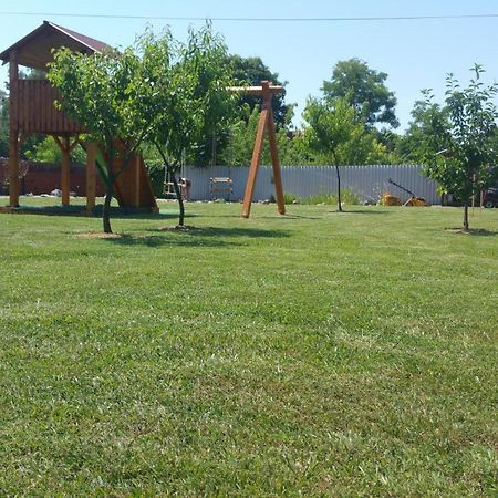 Ferienwohnung Harmonia Vendeghaz Poroszló Exterior foto